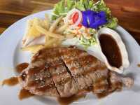 Nad-Cha Cafe and Restaurant