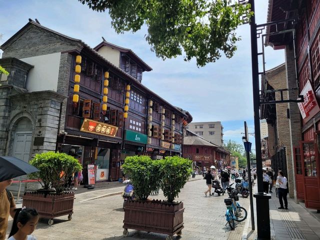 昆明～落機市區簡易遊- 翠湖＆老街［新手獨遊適合］