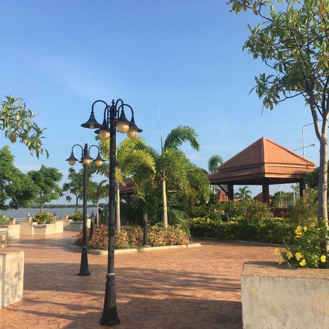 Ban Laem Nok ( The Egret Yard)