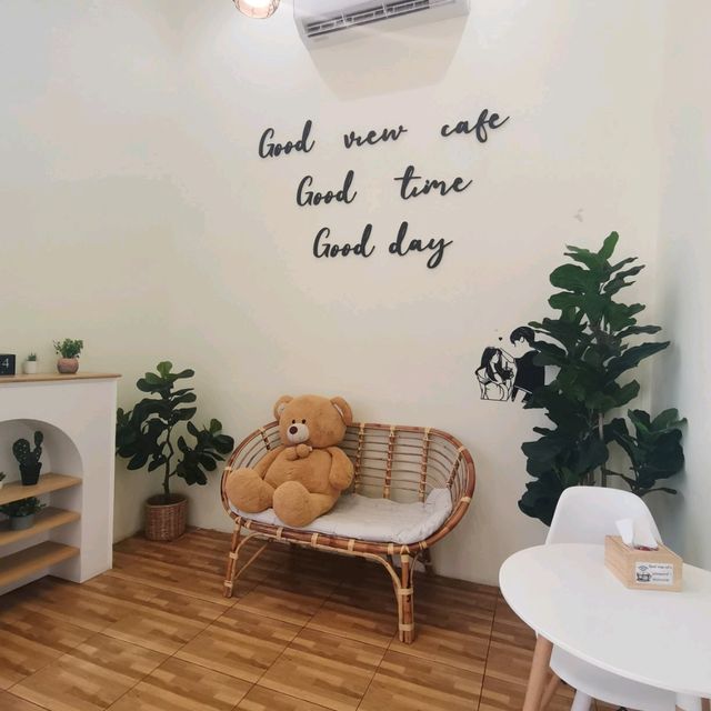 วิวกู๊ดๆ ที่ Good View Cafe