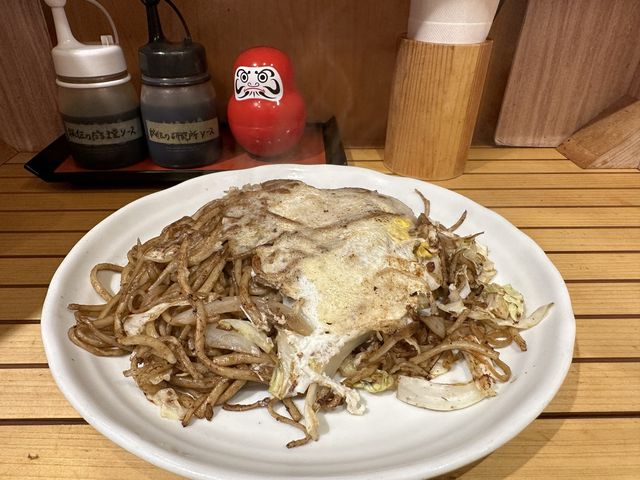 福岡・小倉。ご当地B級グルメ『小倉焼きうどん』発祥のお店『だるま堂』