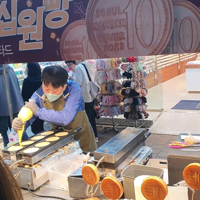 試了好多不同的新明洞街頭小吃🤩