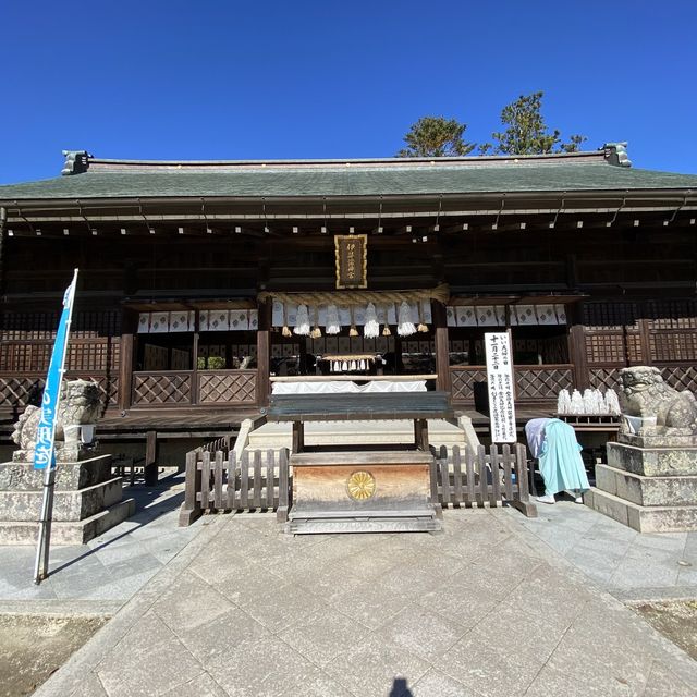 国生み神話の伊弉諾神宮（いざなぎじんぐう）