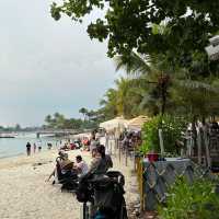 Siloso beach day 