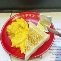 許多代香港人的共同回憶!十字冰室 , 十字牛奶 !