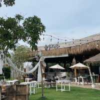 ภูสิตา คาเฟ่ แอนท์ บาร์