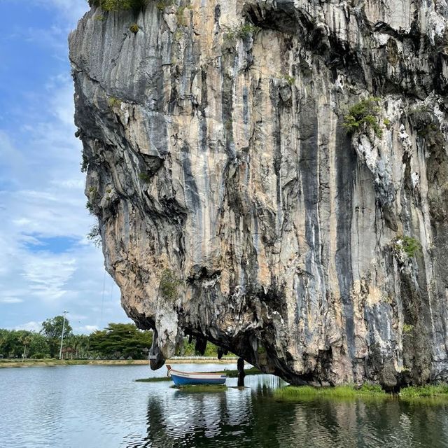 ทุ่งทานตะวัน เขาทะนาน อ.ทุ่งหว้า จ.สตูล