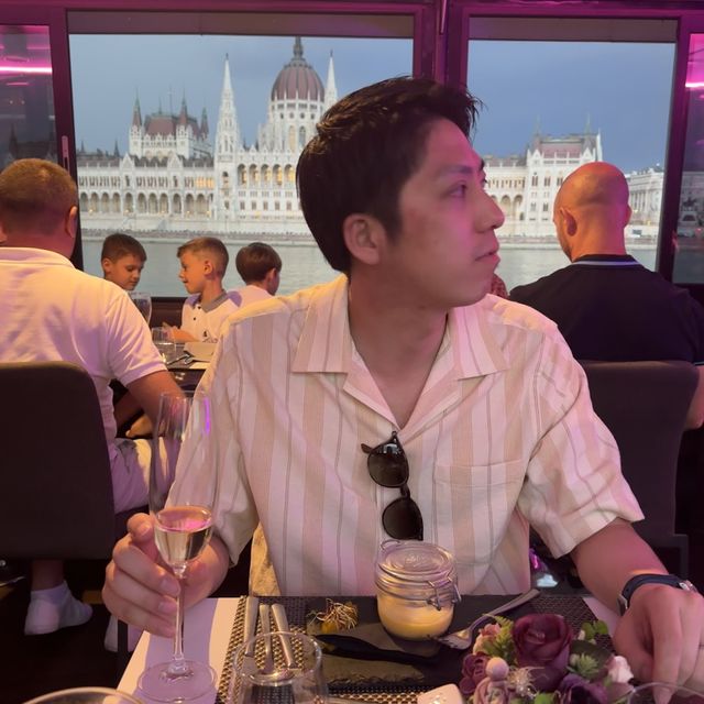 Dinner cruise in Budapest 