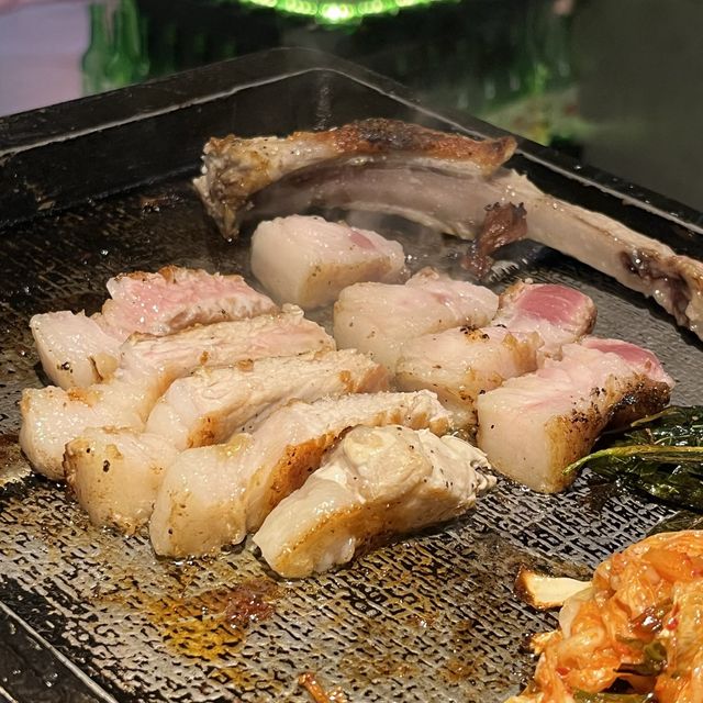 【大阪・梅田】絶品サムギョプサルの食べ放題がリーズナブル「ウメダニューウェーブ」