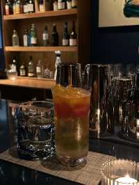 미술 작품 보고 파도소리 들으며 술 마시는 Bar 🍸