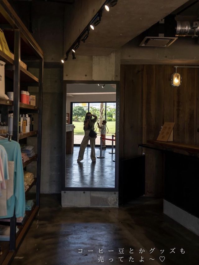 ZHYVAGO COFFEE ROASTERY 📍OKINAWA•CHATAN