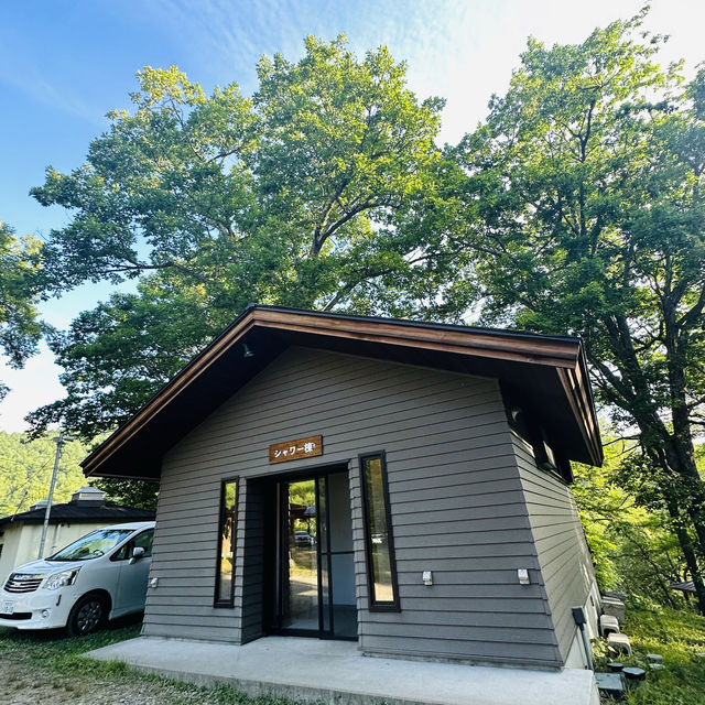 長野八千穗高原駒出池小木屋/露營區