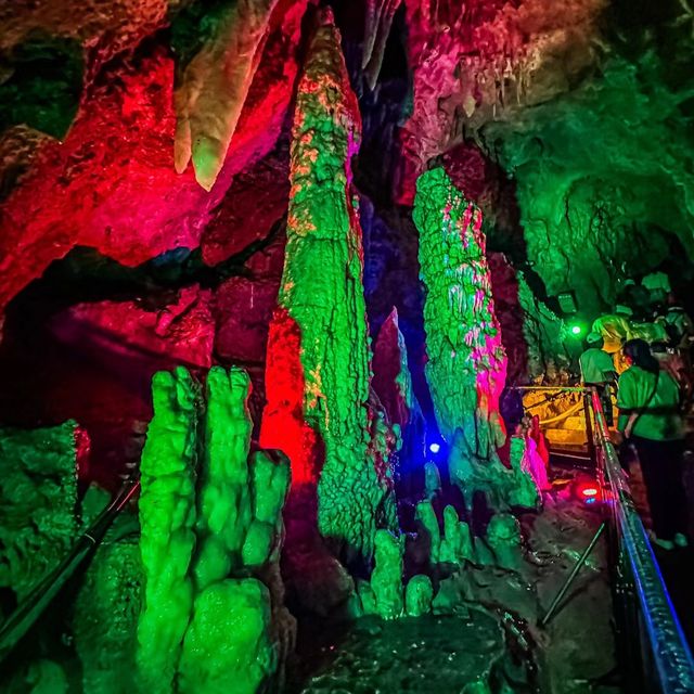 🌋🕳️ 崆峒巖風景區～神秘的溶洞🏞️🌪️