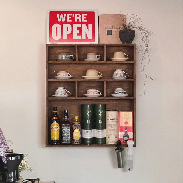 【釜山隱藏寶藏】Dip Slow Coffeebar：高品質咖啡，舒適環境，適合咖啡愛好者和甜點迷