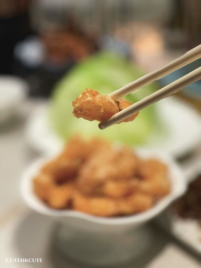 香港這乳鴿外皮卜卜脆🌟很神‼️好吃到無語