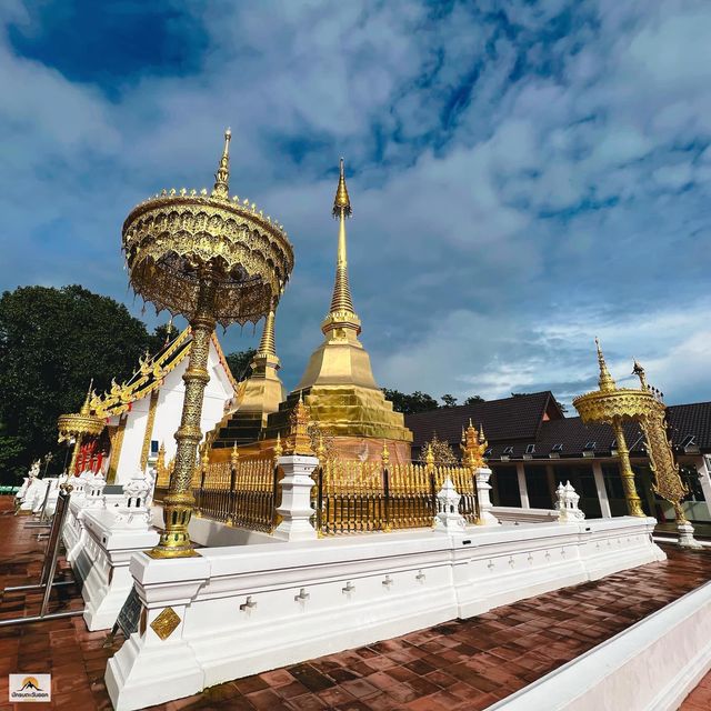 วัดพระธาตุดอยตุง  จ.เชียงราย