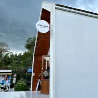   The Cake​ Cafe&Bakery
