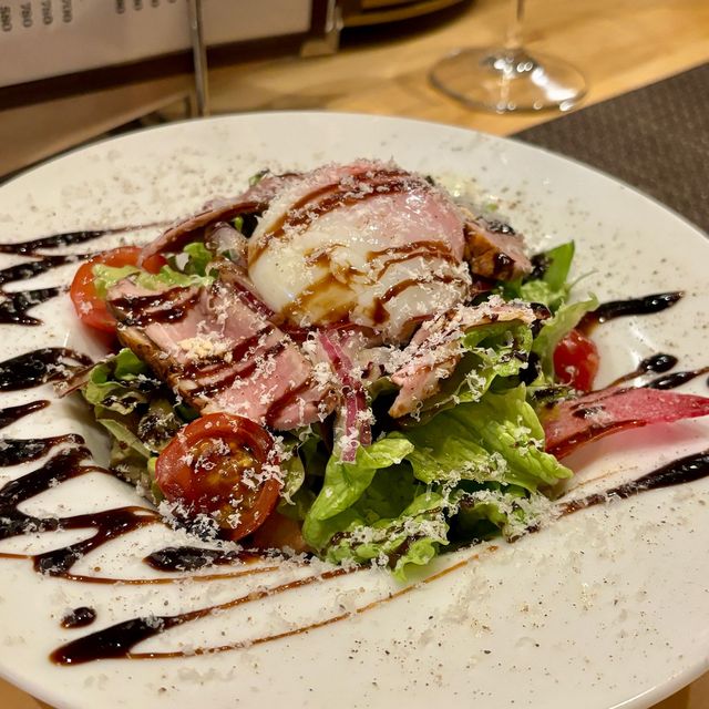 【大阪・四ツ橋】コスパ抜群で牡蠣好きにおすすめ「牡蠣と肉たらしビストロAKIRA」