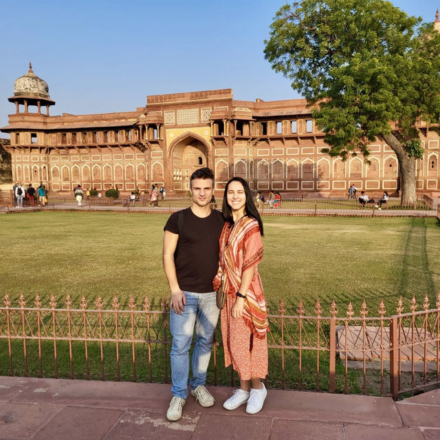😍 Visiting the majestic Agra Red Fort ♥️