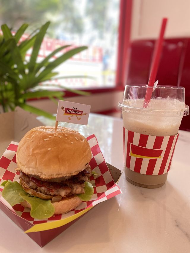 🍔Highway Cafe 🇺🇸