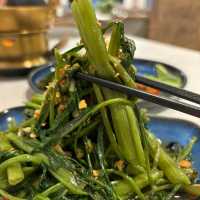 金鐘經典泰菜 椰子雞湯香濃滑溜