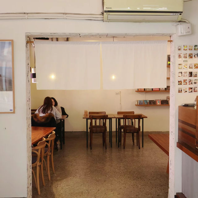依瑪咖啡店：藝術氣息濃厚