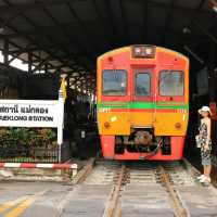 เสน่ห์เมืองแม่กลอง วันเดียวเที่ยวได้หลายที่