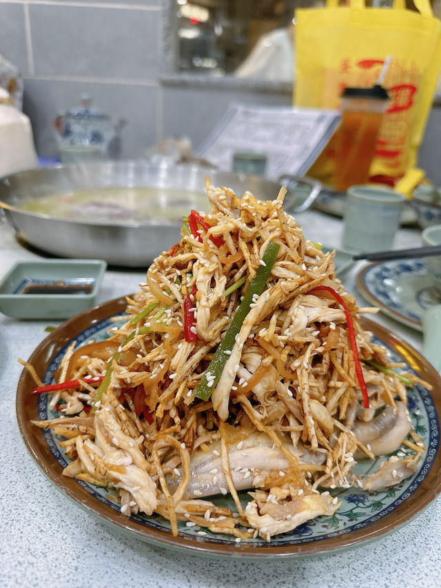 🇲🇴澳門名物卜卜蜆煲Wasabi手撕雞｜贏到粥 (下環)