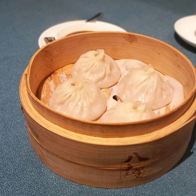 維港海景下的八十里