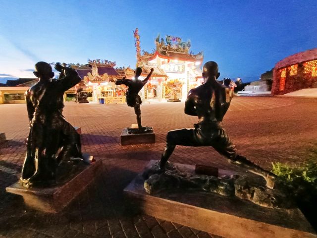 อุทยานมังกรสวรรค์ สุพรรณบุรี