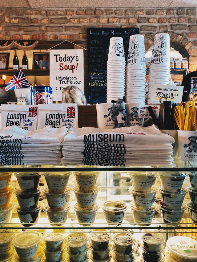 首爾 紅翻天的「London Bagel Museum」 你吃了嗎