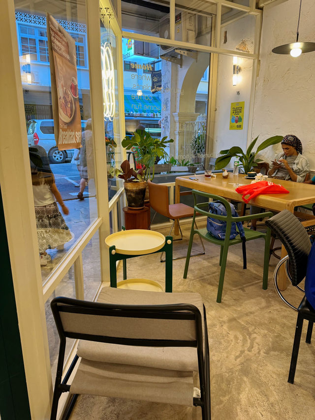 PHUKET OLD TOWN - MAI NAM SHOPHOUSE 
