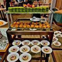  FURAMA RIVERFRONT Club Room 