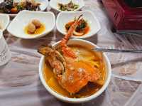 A local delight in Taean, crab soup at Deoksu Sikdang