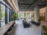 Golden Tulip M