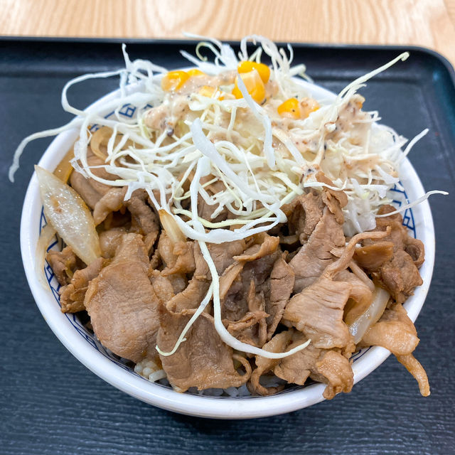 【ウランバートル】吉野家のモンゴル限定マトン丼✨