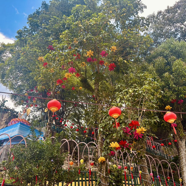 A Must-Visit: Centipede Temple in Seremban