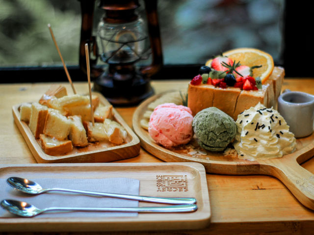รีวิว The Secret Space คาเฟ่เขาวงกต (ราชบุรี)🍽️