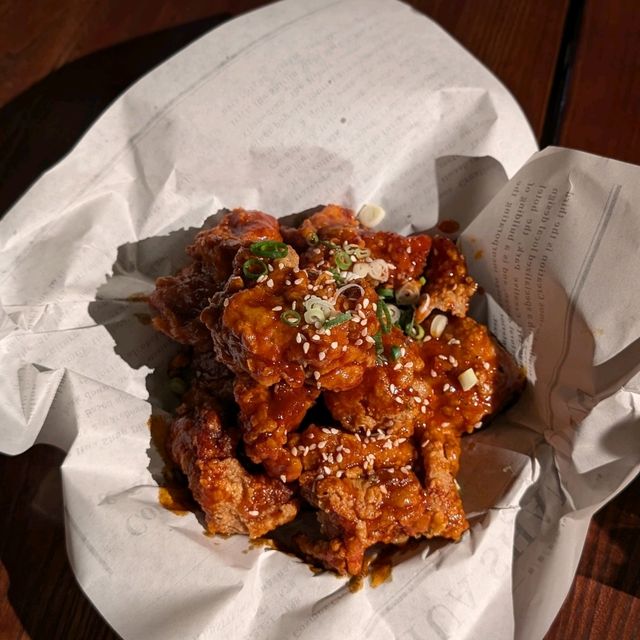 「華山町 餐酒館」藝文特區旁的時尚驛站