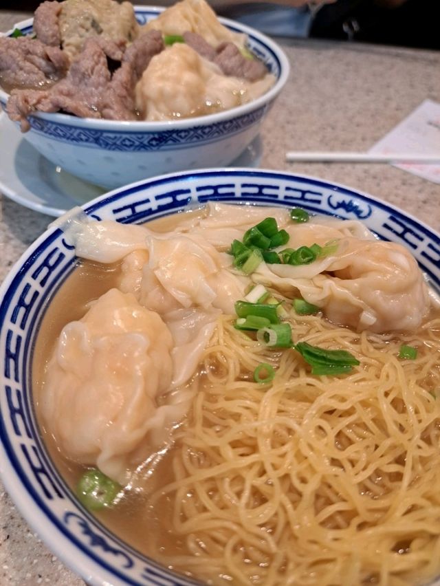 【沾仔記:香港】大人気の絶品海老ワンタン麺を食べに行こう♪