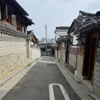 A Day Exploring Seoul Gyeongbokgung Palace, Bukchon Hanok Village and Cheonggyecheon Stream