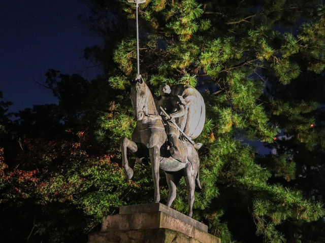 【石川県】 ステンドグラス輝く「神門」と前田利家公を祀る神社『尾山神社』