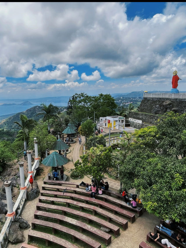 Tagaytay: A Serene Getaway with Stunning Views