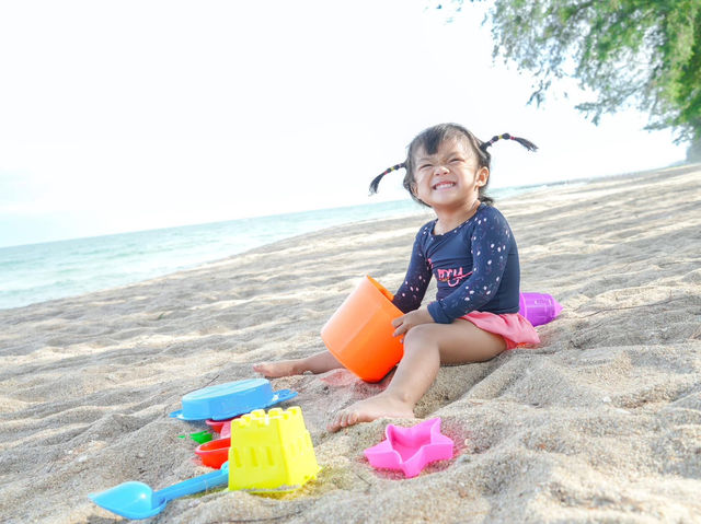 Emmarin Villa เป็นLuxury Pool Villa อยู่หาดแสงอรุณ