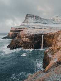 A tiny Guide to Falling in Love with the big and amazing Faroe Islands 