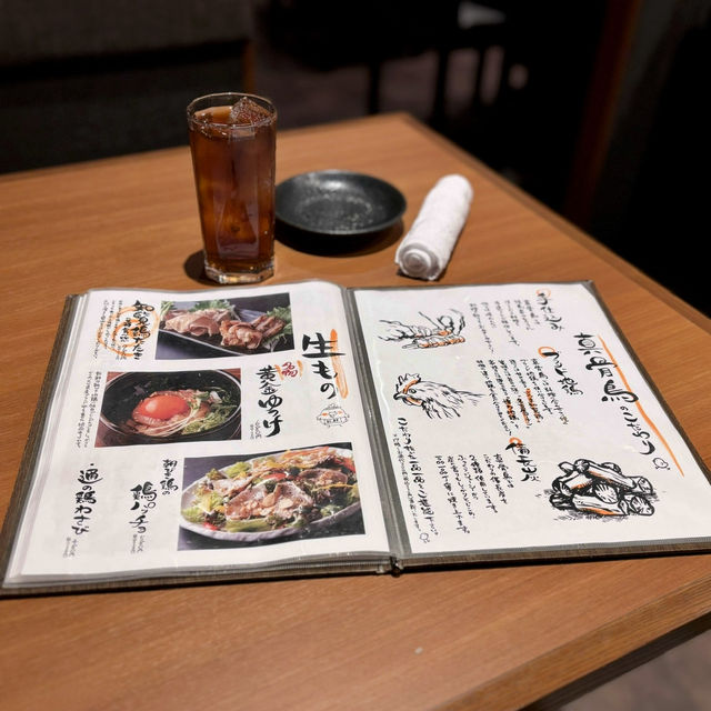 【大阪・箕面市】昼飲みが楽しめる「炭火焼鳥 真骨鳥 みのおキューズモール店」