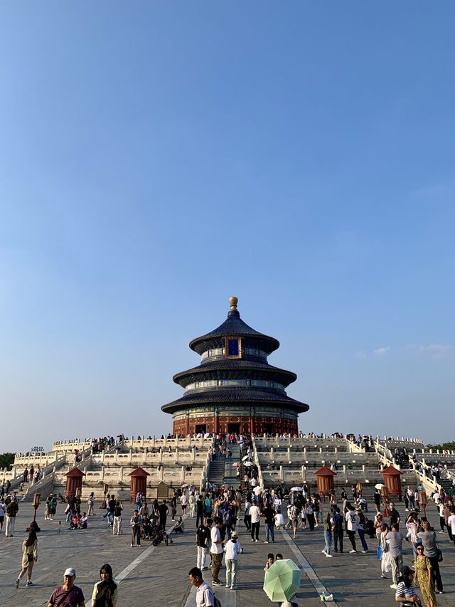 Golden Lights and Timeless Beauty: Visiting the Temple of Heaven