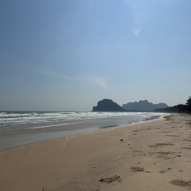 รีวิวสะพานเนินทราย ชุมพร  – มุมลับสุดชิลล์ 🌅🌴