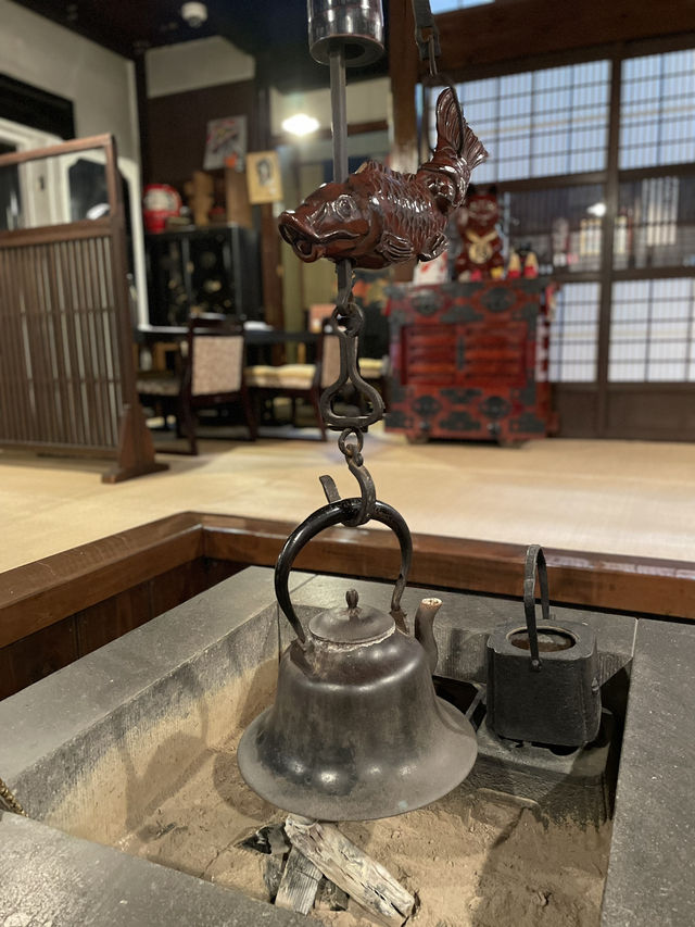 【福島×冬の旅】レトロな海鮮丼屋でいただく郷土料理