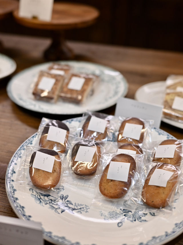 【京都｜烏丸】ドライフラワーがおしゃれな美味しいキッシュと焼き菓子のお店「ヒビノ」